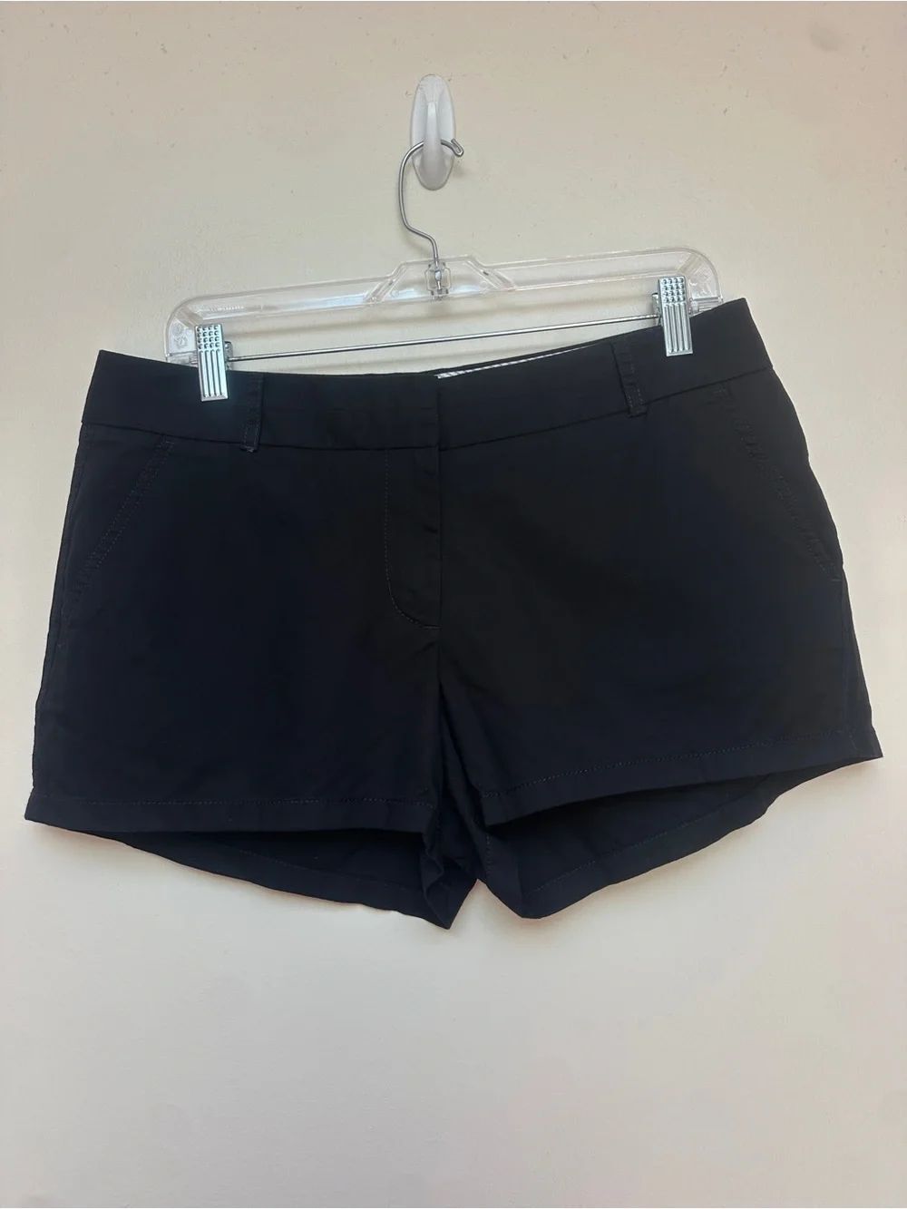 J.Crew Chino Broken-In Black Cotton Shorts Women’s Size 8 Classic Casual